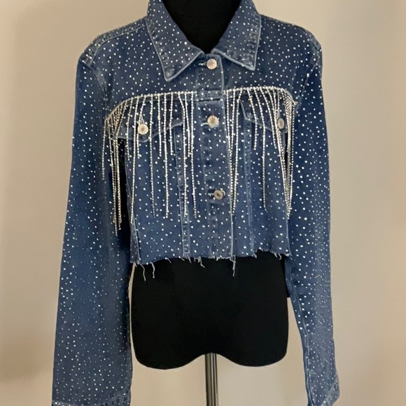 🎉HOST PICK🎉 NWT Studded Denim J Jacket With Rhinestone Fringes - Size Medium - Picture 1 of 8